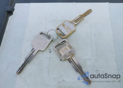 1995 Geo Tracker from USA, damaged, VIN 2CNBE18U9S6924854